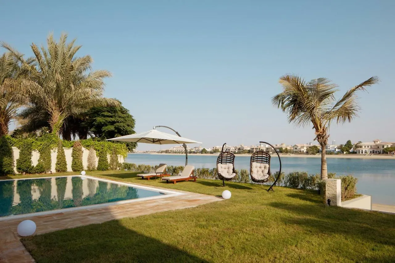 Fantastay Villa With Private Beach - Palm Jumeirah Dubai