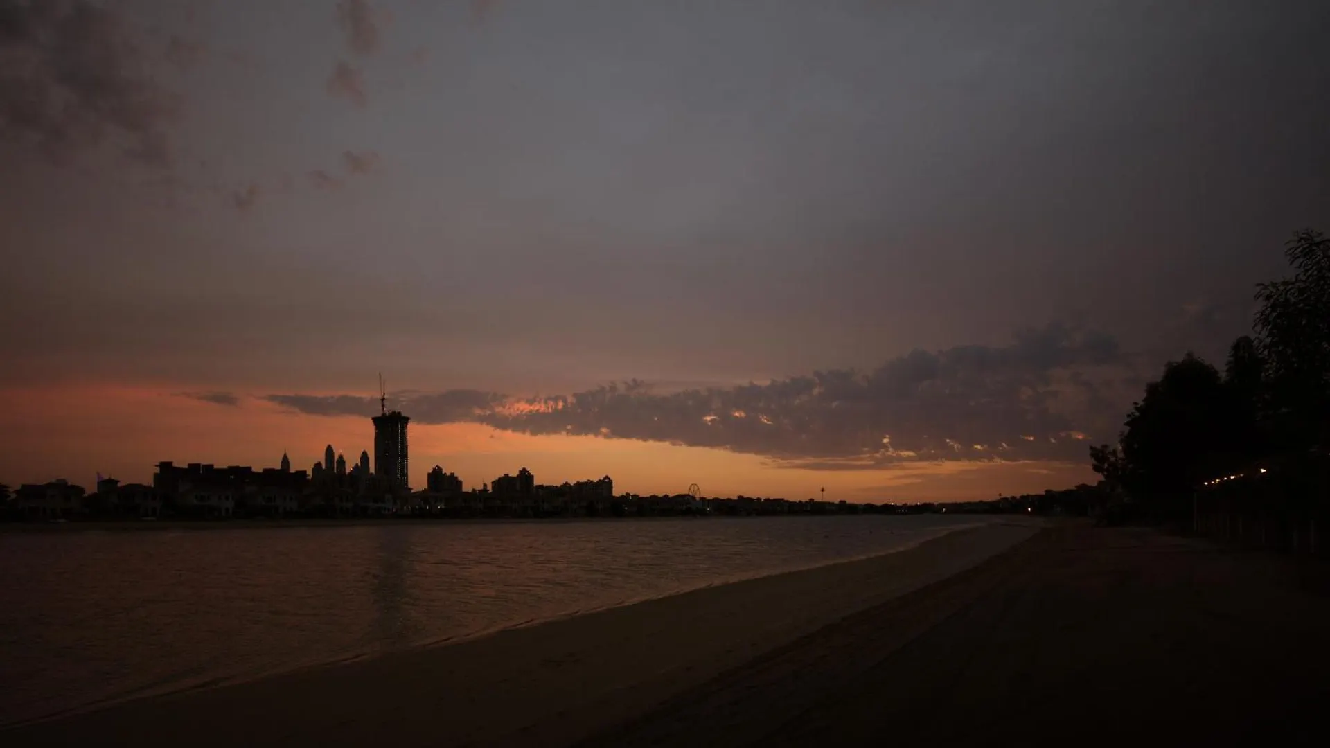 Fantastay Villa With Private Beach - Palm Jumeirah Dubai