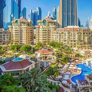 Swissotel Al Murooj Hotel